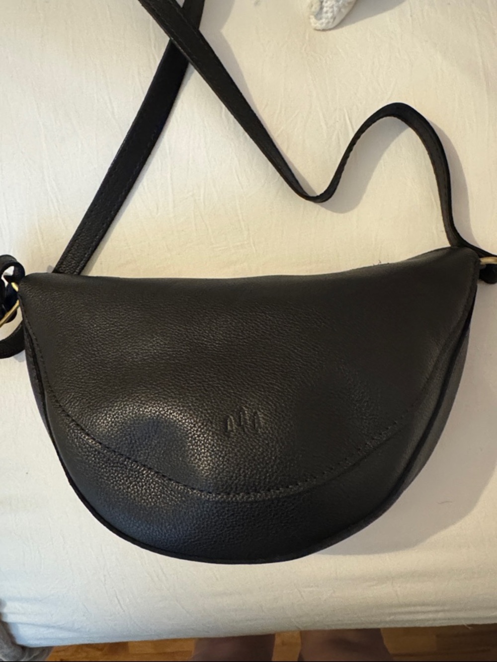 NWOT Portland Leather Black Leather Crescent Crossbody Bag